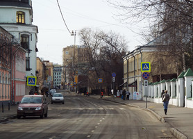 Путь от станции метро «Третьяковская» к школе на Малой Ордынке, где в самом начале проводились занятия